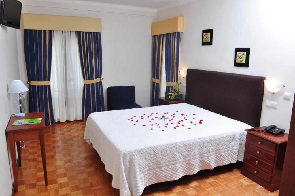 Moderna Do Geres Hotel Oda fotoğraf